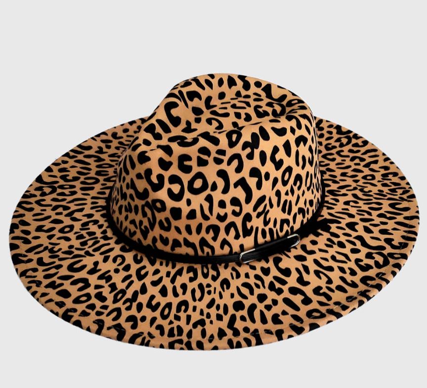 Faux Leather Band Leopard Patterned Hat