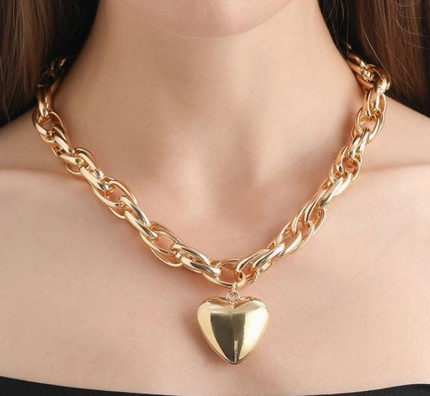 Normcore Chains Heart Shape  Gold