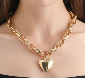 Normcore Chains Heart Shape  Gold